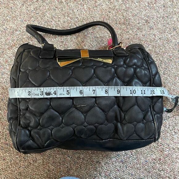 Betsey Johnson Quilted Heart Satchel Faux Leather Top Handle Purse - Picture 14 of 16
